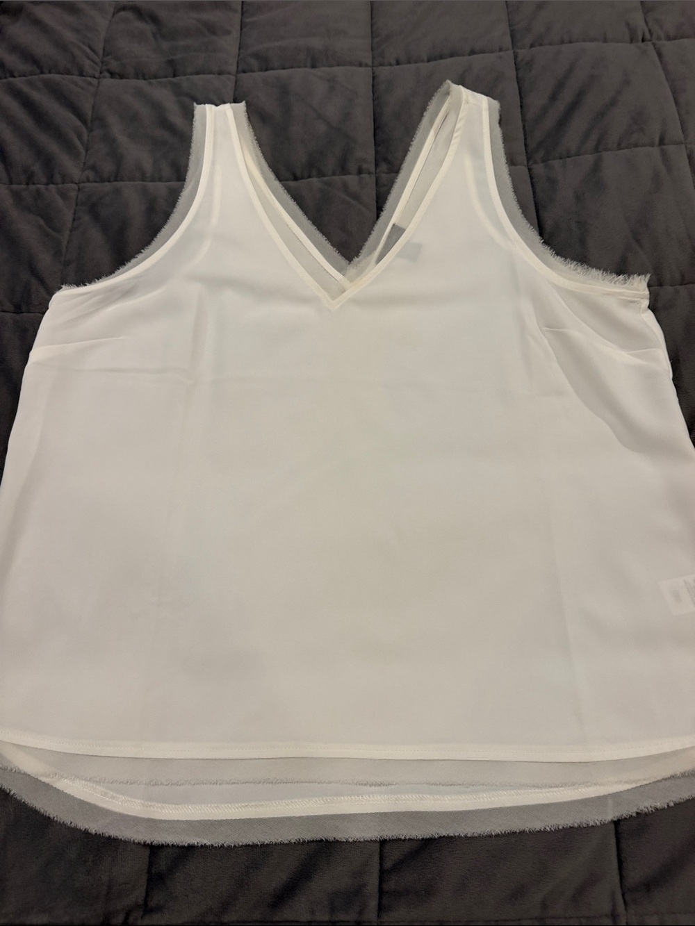 Halogen White V-Neck Sleeveless Camisole